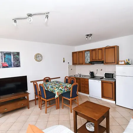 Apartamento Neven Baška